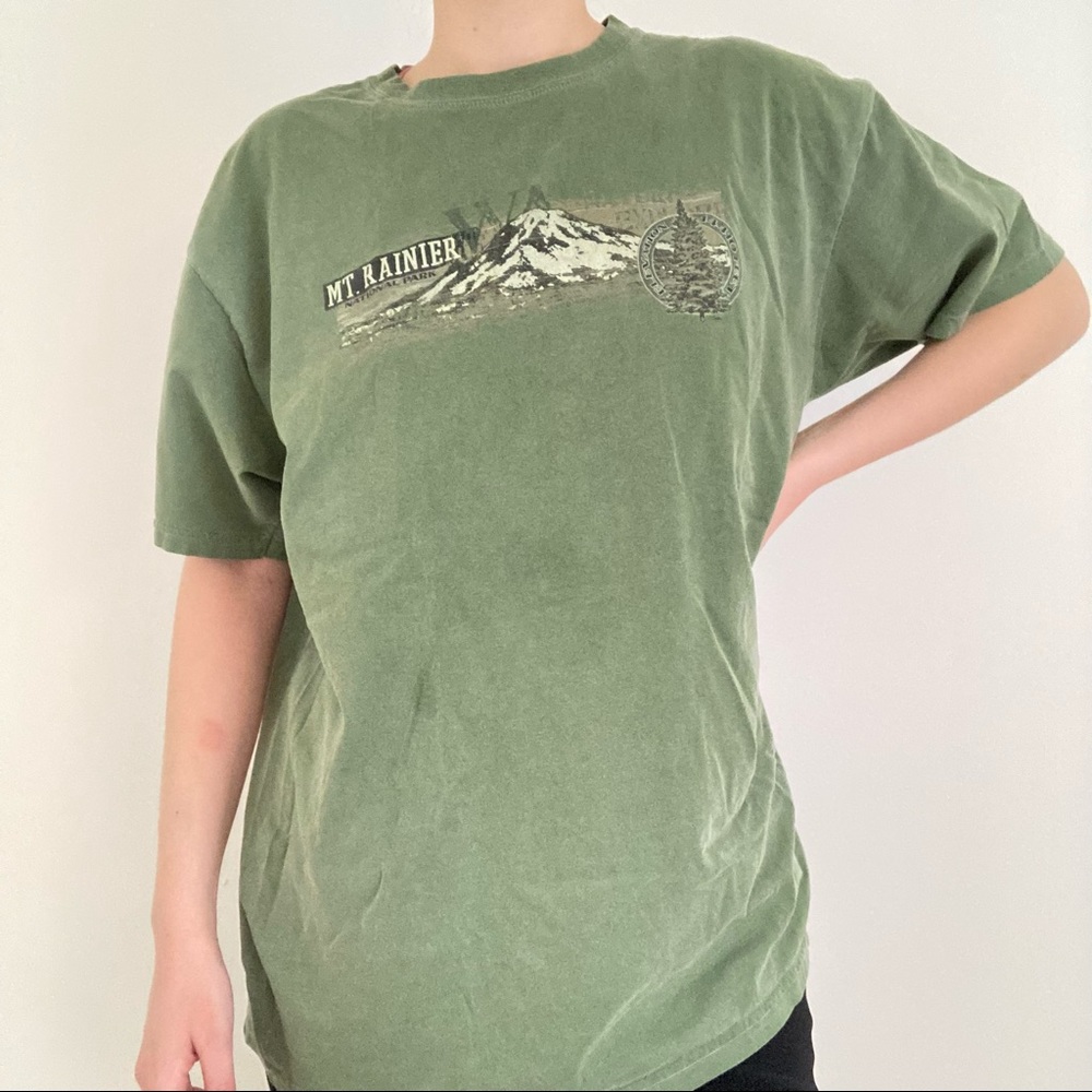 green mt. rainer national park tshirt